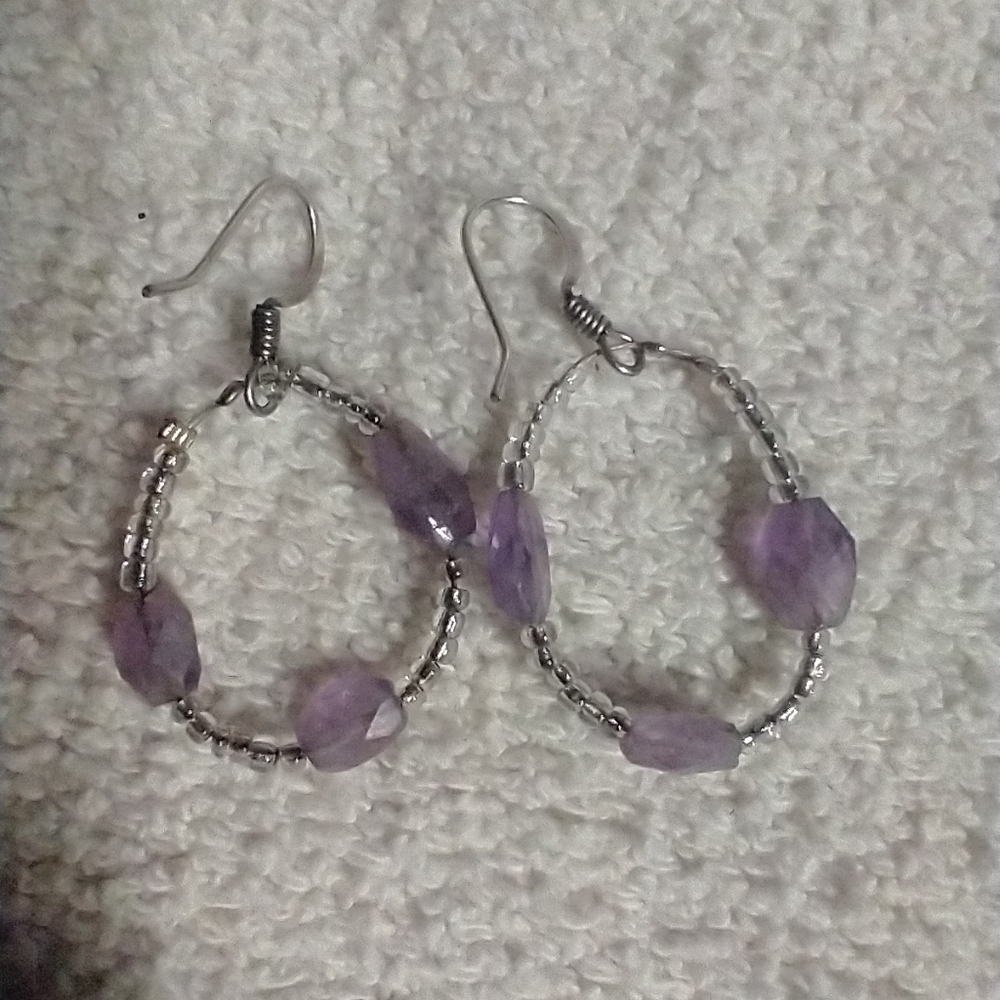Silvertone purple beaded wire earrings